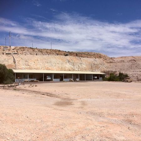 Dug Out B&B Coober Pedy Exterior foto